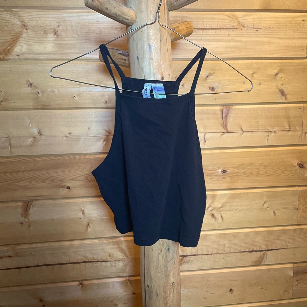 Cropped tank top